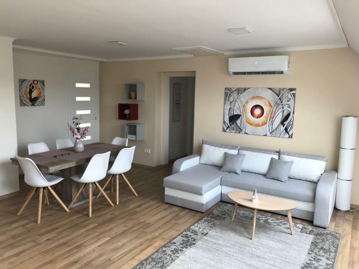 Villa Relax KomfortLak Gárdony Exteriör bild